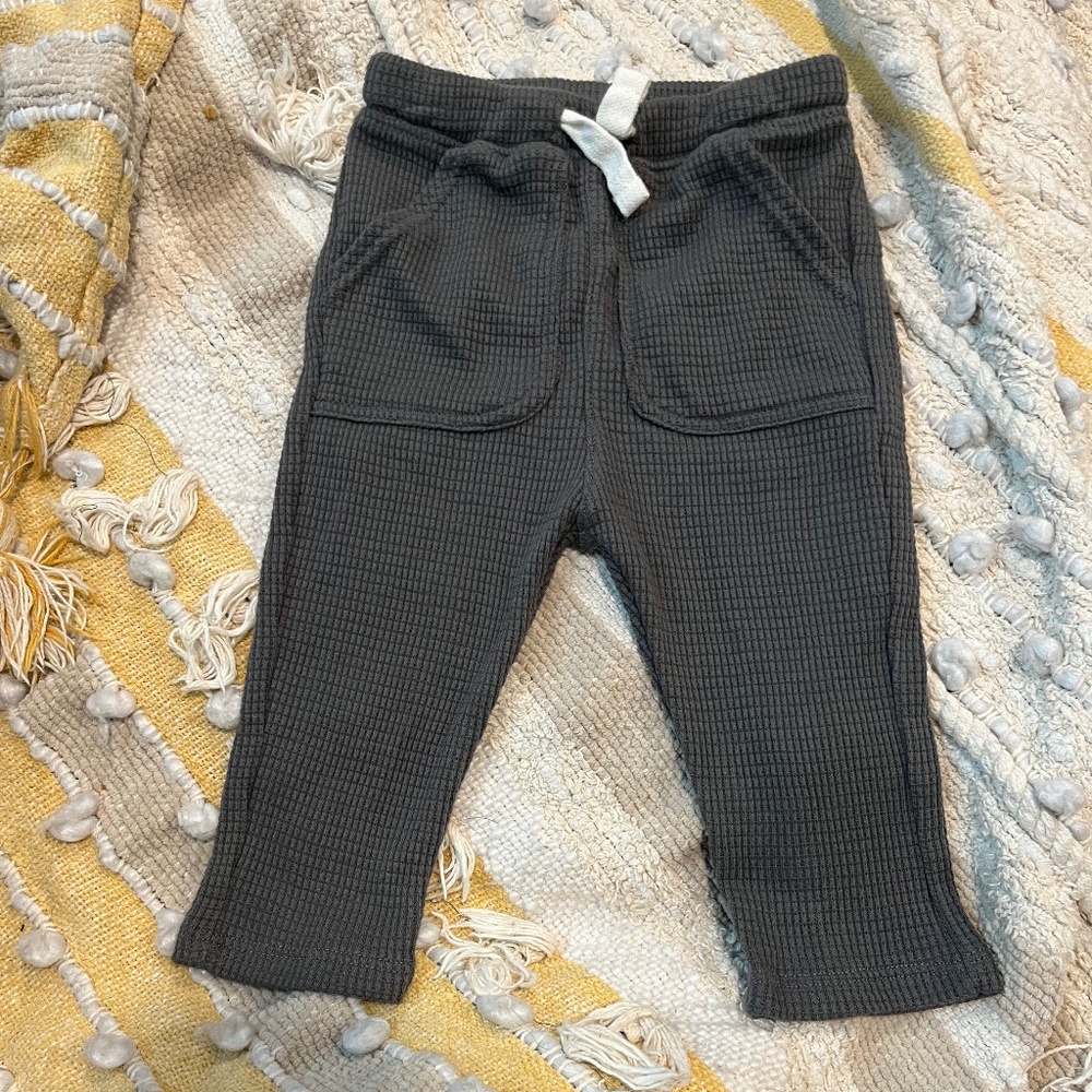 B 16      Lauren Conrad LC Little Co Waffle Material Pants